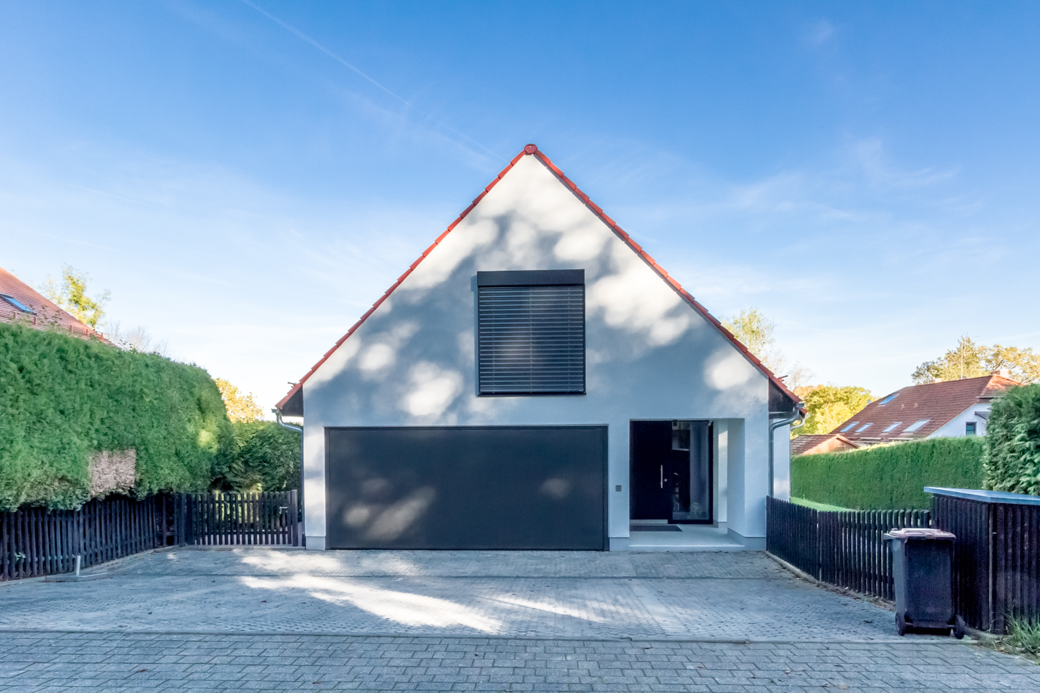 Umbau eines Einfamilienhauses mit Garage